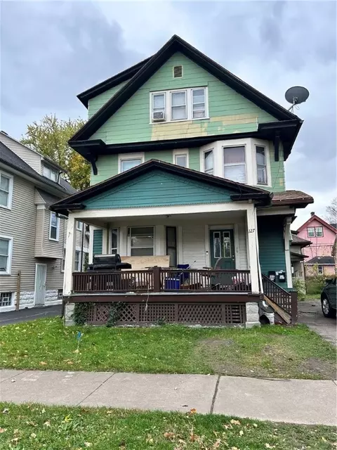 127 Rosewood Ter #127, Rochester, NY 14609