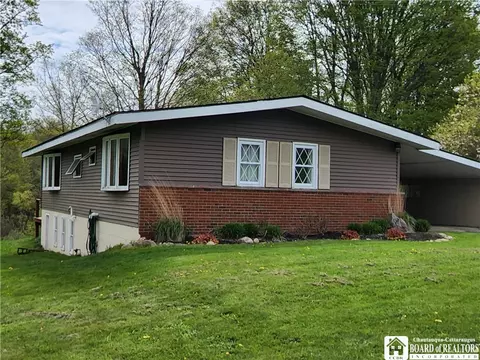 6116 Wright Rd, Dewittville, NY 14728