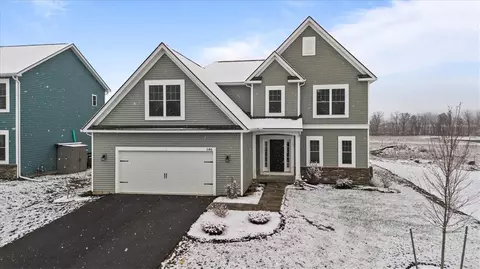 146 Hidden Vw, West Henrietta, NY 14586