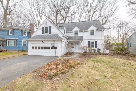 3 W Boulevard Pkwy, Rochester, NY 14612