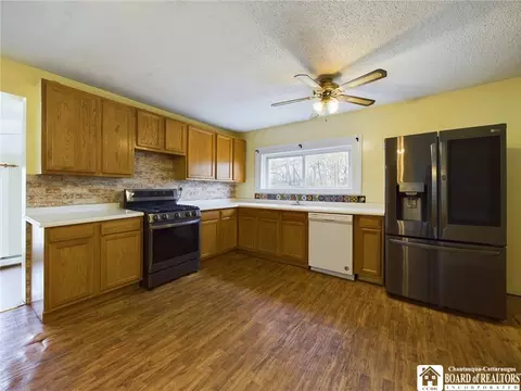 2003 W Sullivan St, Olean, NY 14760 photo 2