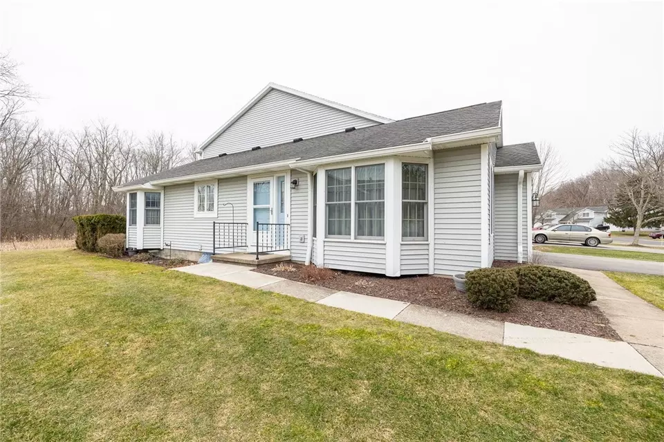 1028 Cane Patch, ster, NY 14580 21 Photos Movoto