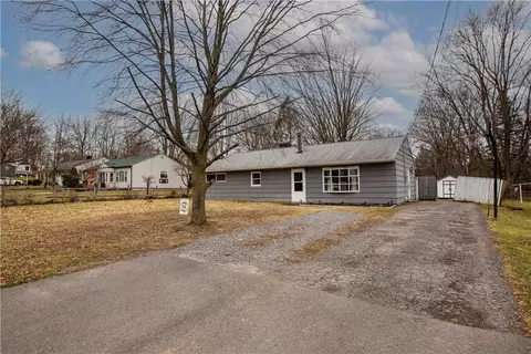 19 Wheldon St, Wheatland, NY 14546