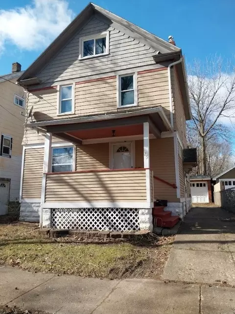 25 Oriole St, Rochester, NY 14613