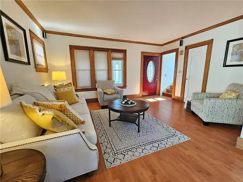 147 Walzer Rd, Irondequoit, NY 14622 photo 4