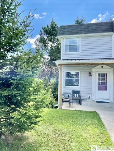 31 Pine Tree Village Rd, Ellicottville, NY 14731