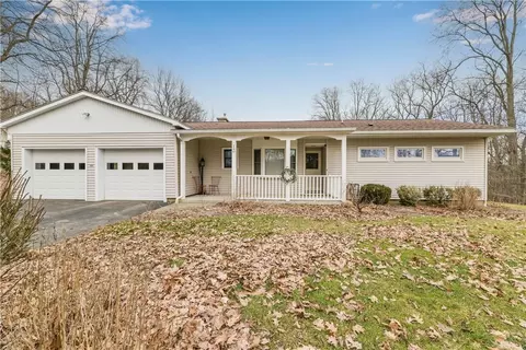 13 Co Road 33 Rd, Naples, NY 14512