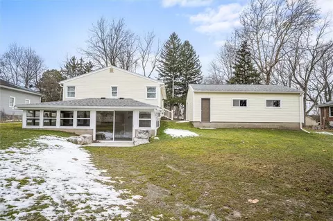 Exterior - 140 Eugene St, Gates, NY 14606 photo 13 of 15