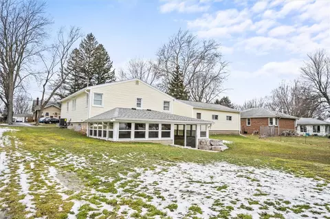 Exterior - 140 Eugene St, Gates, NY 14606 photo 14 of 15