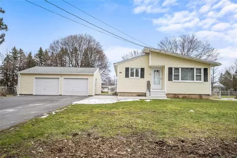 Exterior - 140 Eugene St, Gates, NY 14606 photo 7 of 15
