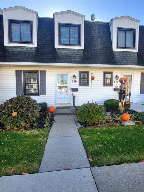 629 French Rd, Rochester, NY 14618
