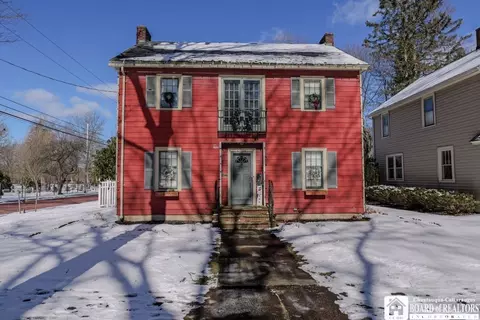 1 Clyde Ave, Jamestown, NY 14701