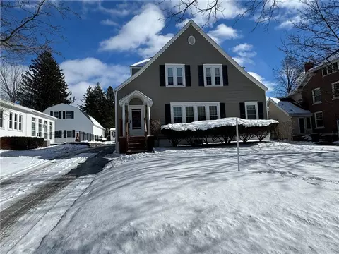 106 N Marvine Ave, Auburn, NY 13021