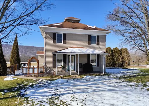 100 Chipman Corners Rd, Groton, NY 13073