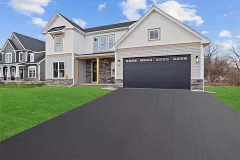 Exterior - 567 E Moreno Dr, Greece, NY 14626 photo 2 of 4