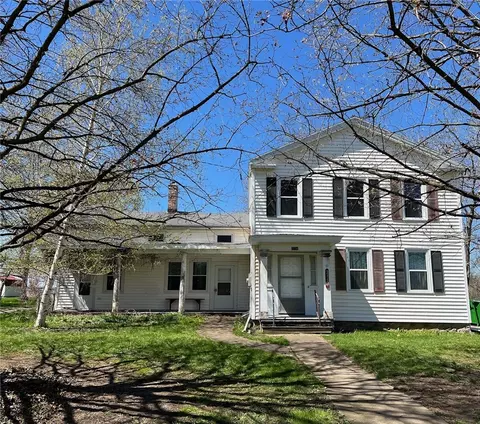 2734 Main St, York, NY 14592