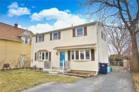 174 Vinal Ave, Irondequoit, NY 14609 photo 2