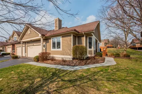 318 Marina View Ln, Webster, NY 14580