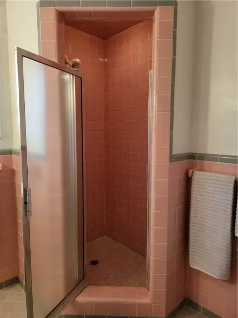 Bath - 57 High Pt, Irondequoit, NY 14609 photo 5 of 5