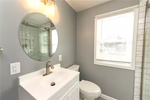Bath - 503 Pineview Dr, Webster, NY 14580 photo 1 of 4