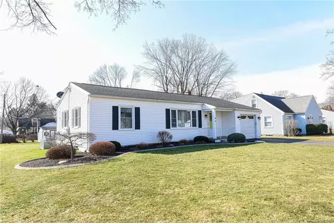 Exterior - 503 Pineview Dr, Webster, NY 14580 photo 3 of 8