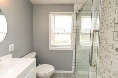 Bath - 503 Pineview Dr, Webster, NY 14580 photo 2 of 4