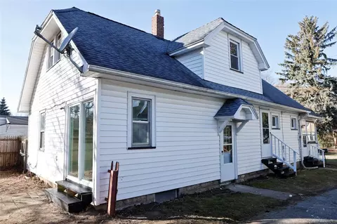 Exterior - 37 Broderick Dr, Irondequoit, NY 14622 photo 4 of 8