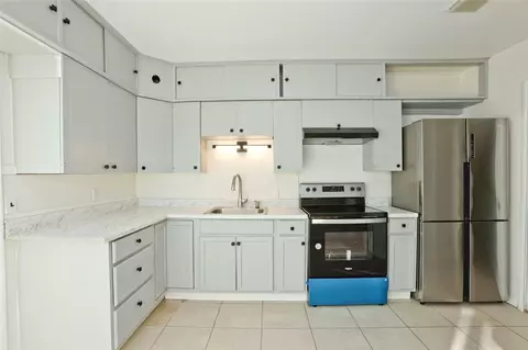 Kitchen - 37 Broderick Dr, Irondequoit, NY 14622 photo 1 of 5