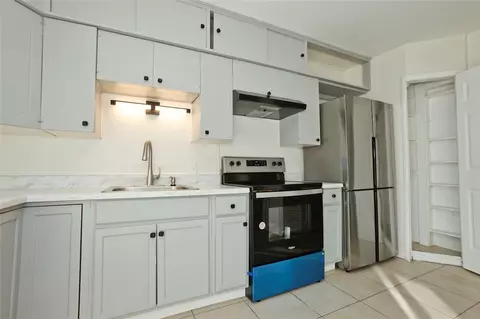 Kitchen - 37 Broderick Dr, Irondequoit, NY 14622 photo 5 of 5