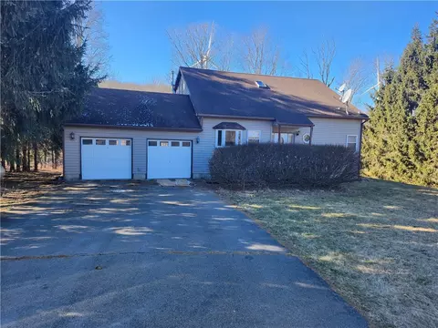 9383 New Galen Rd, Cohocton, NY 14826
