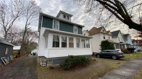 140 Oriole St, Rochester, NY 14613
