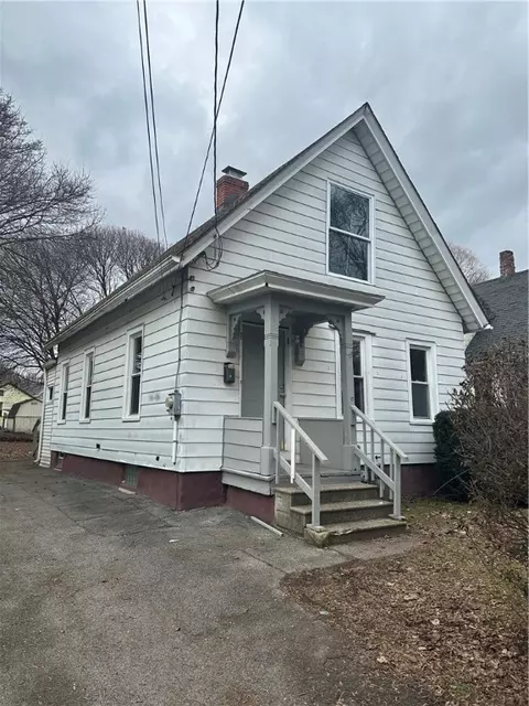 153 5th St, Rochester, NY 14605