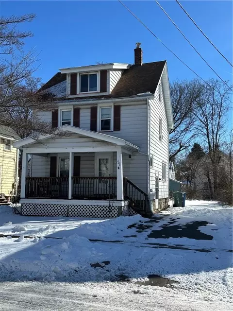 206 Baycliff Dr, Rochester, NY 14609
