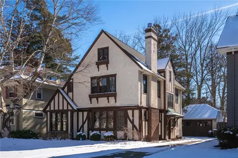 261 Dorchester Rd, Rochester, NY 14610