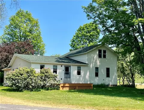 50 Grimm Rd, East Meredith, NY 13757