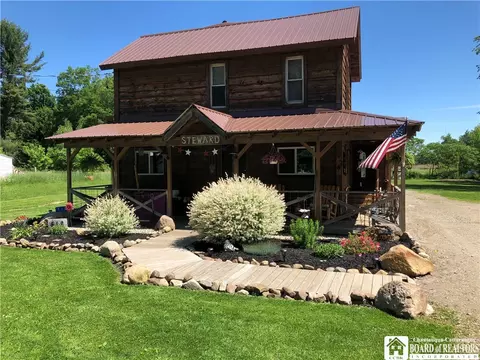 512 Maple Ave, Cherry Creek, NY 14723