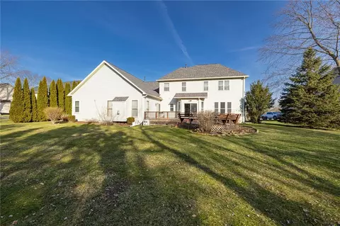 Exterior - 27 Angels Path, Webster, NY 14580 photo 8 of 9