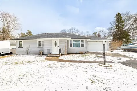 4 Francine Dr, Gates, NY 14606