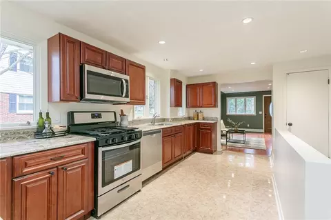 Kitchen - 728 John Glenn Blvd, Webster, NY 14580 photo 3 of 7
