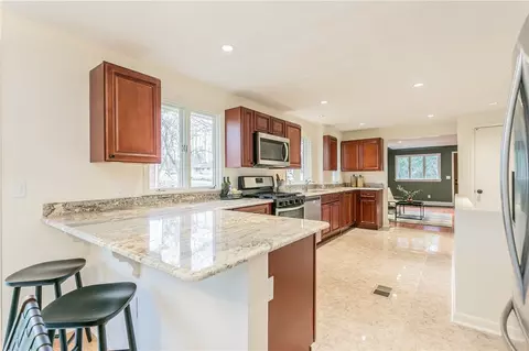 Kitchen - 728 John Glenn Blvd, Webster, NY 14580 photo 4 of 7
