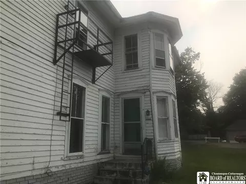 413 Swan, Dunkirk, NY 14048 photo 3