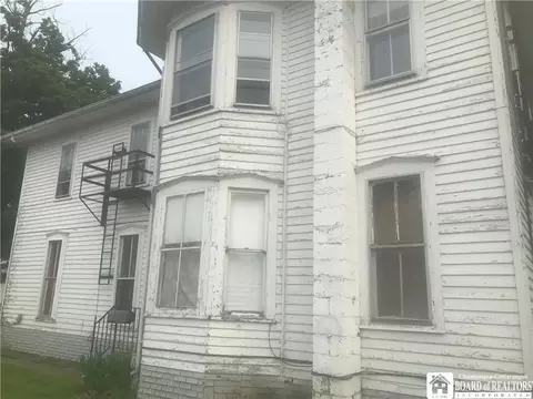 413 Swan, Dunkirk, NY 14048 photo 2