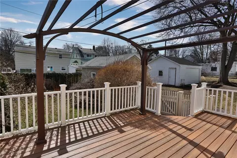 Exterior - 75 Spencer Rd, Irondequoit, NY 14609 photo 10 of 15