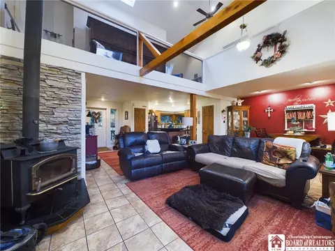 Living - 717 Barnum Rd, Olean, NY 14760 photo 1 of 2
