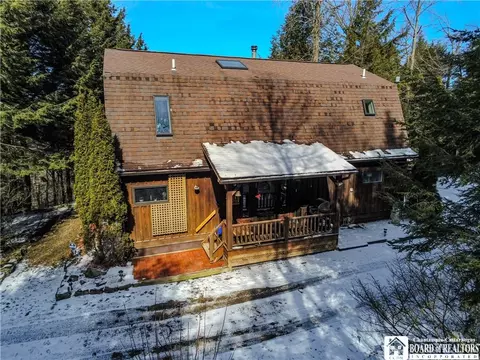 717 Barnum Rd, Olean, NY 14760