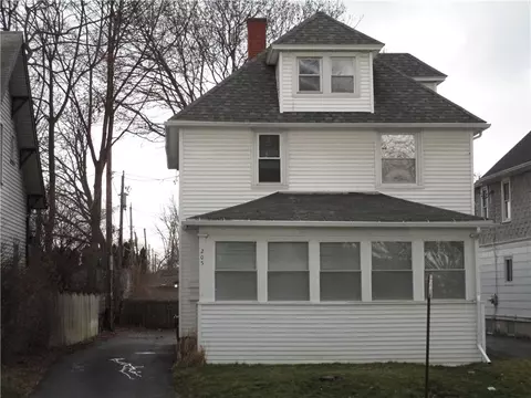 205 S Lincoln Rd, East Rochester, NY 14445
