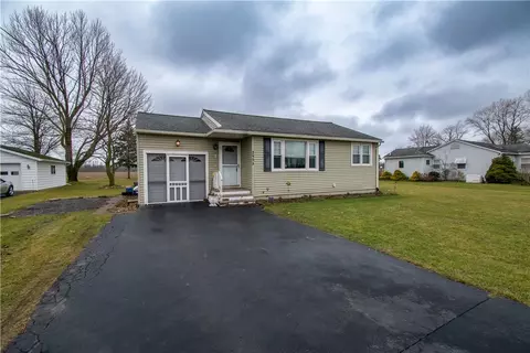 2998 E Bayard Street Ext St, Seneca Falls, NY 13148