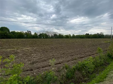 2875 Sand Hill Lot Apt 4 Rd, Arcadia, NY 14513
