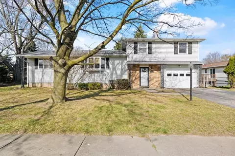 100 Eaton Rd, Irondequoit, NY 14617