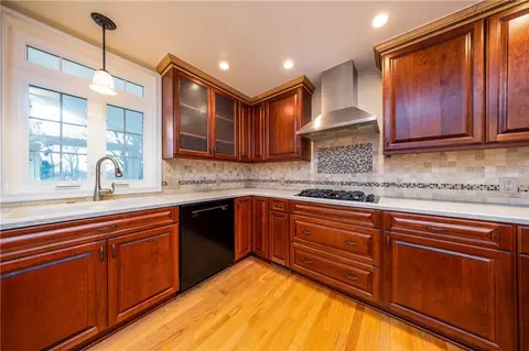 Kitchen - 45 Baycrest Dr, Irondequoit, NY 14622 photo 4 of 4